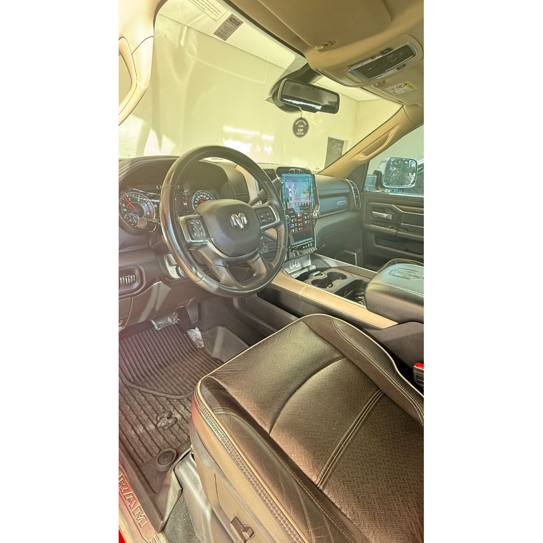 RAM 2500 6.7 I6 24V SLT CABINE DUPLA TURBO DIESEL LARAMIE 4X4 AUTOMÁTICO