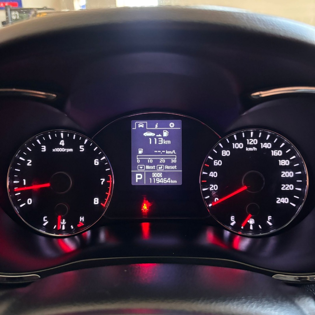 KIA Cerato Sedan 1.6 16V 4P SX AUTOMÁTICO