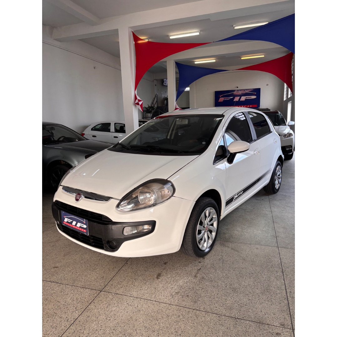 FIAT Punto 1.4 4P ATTRACTIVE FLEX