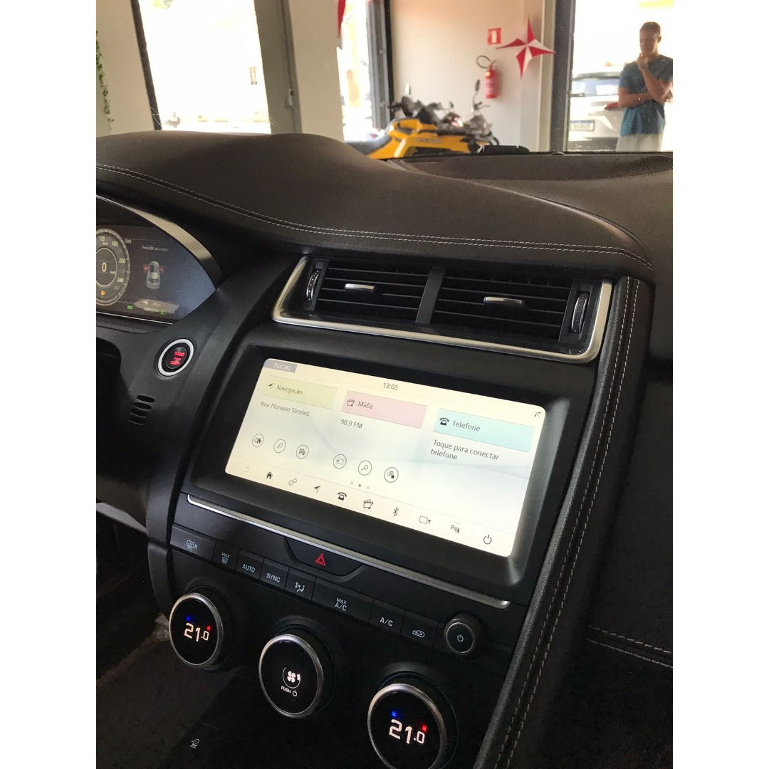 JAGUAR E-Pace 2.0 16V 4P P300 R-DYNAMIC S AWD TURBO AUTOMÁTICO