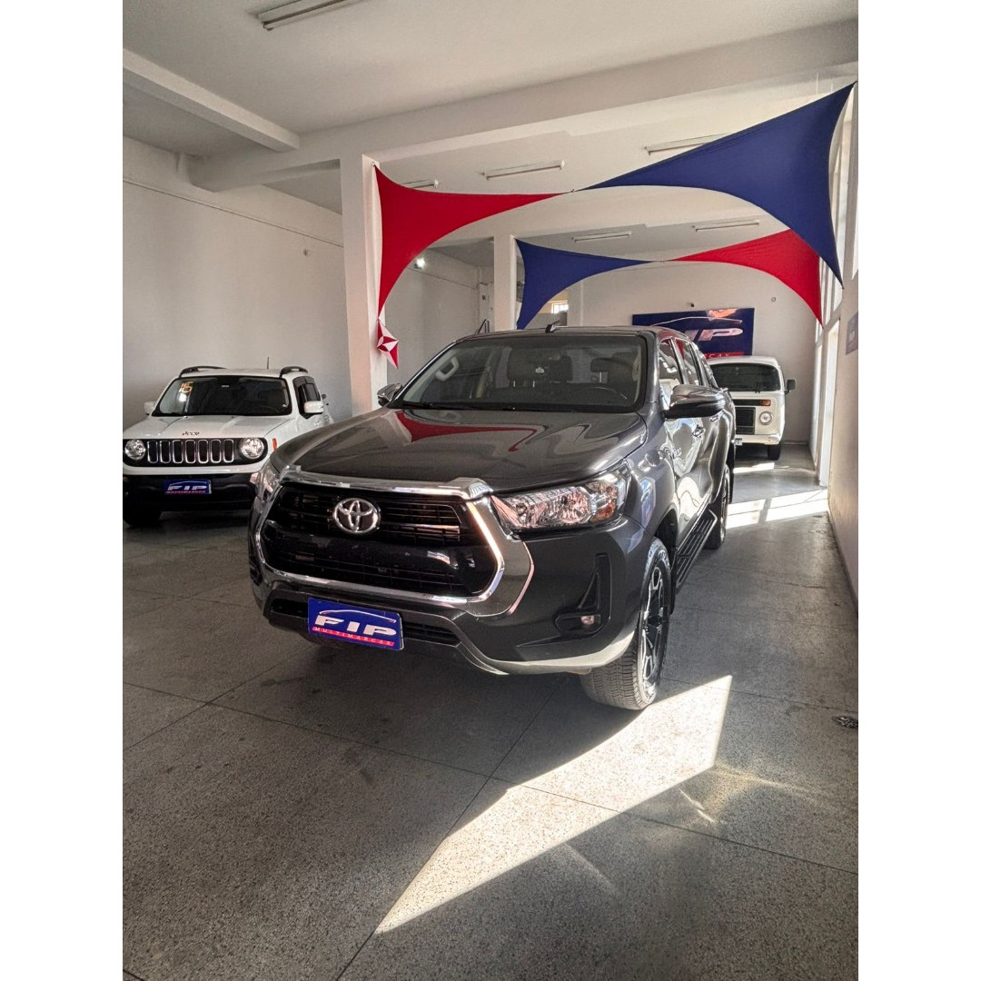 TOYOTA Hilux Caminhonete 2.8 16V SRV 4X4 DIESEL CABINE DUPLA AUTOMÁTICO
