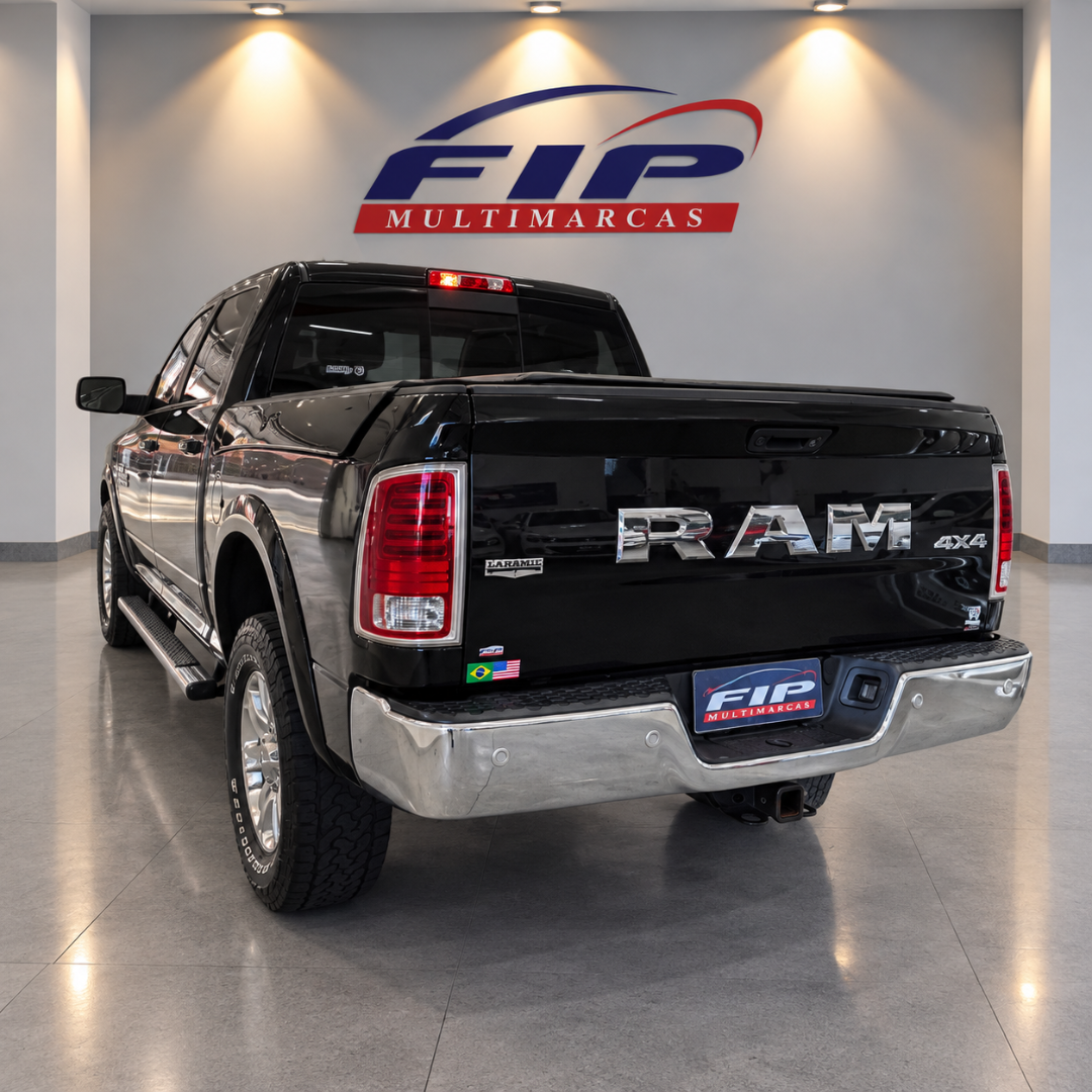 RAM 2500 6.7 I6 24V SLT CABINE DUPLA TURBO DIESEL LARAMIE 4X4 AUTOMÁTICO