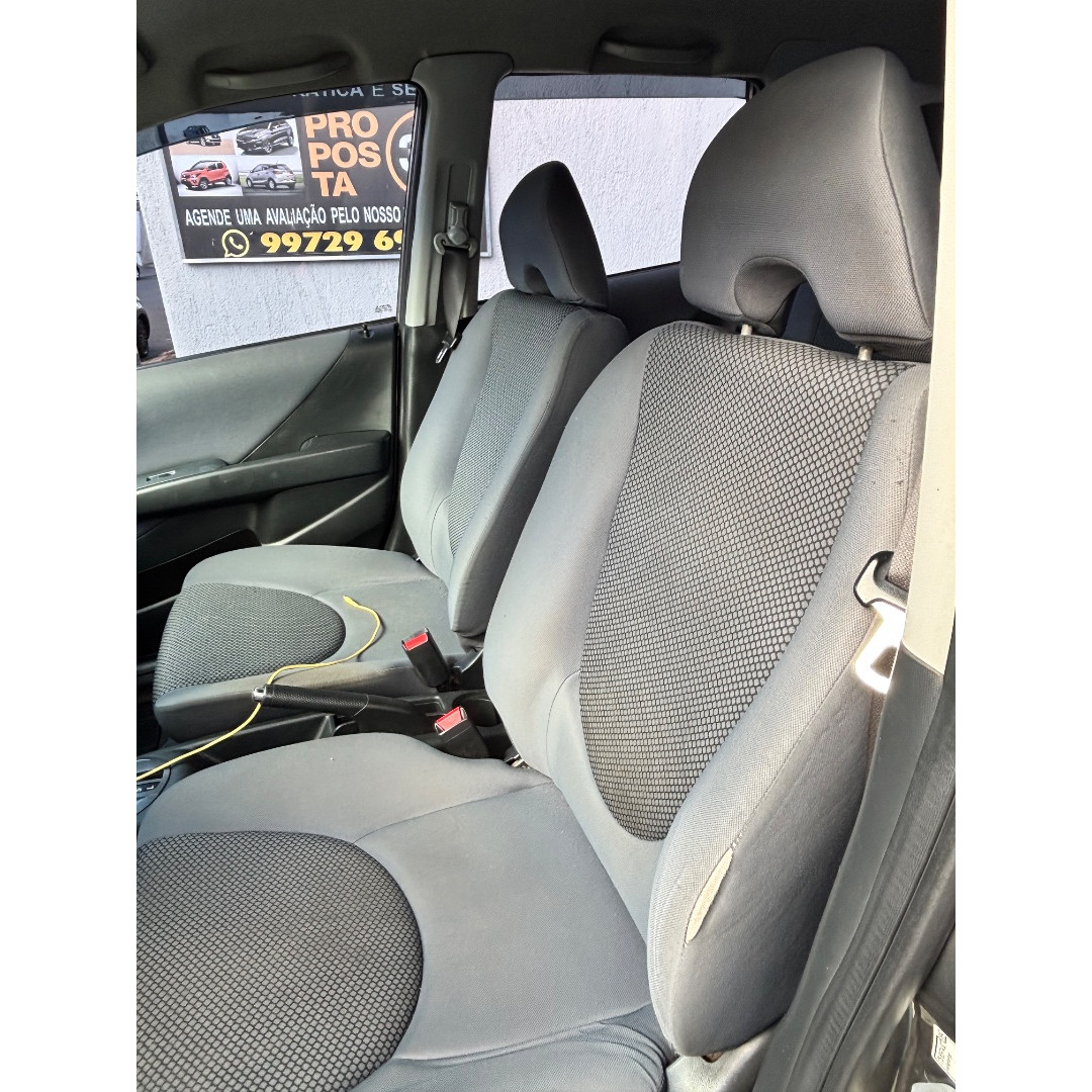 HONDA Fit 1.4 16V 4P LX FLEX AUTOMÁTICO