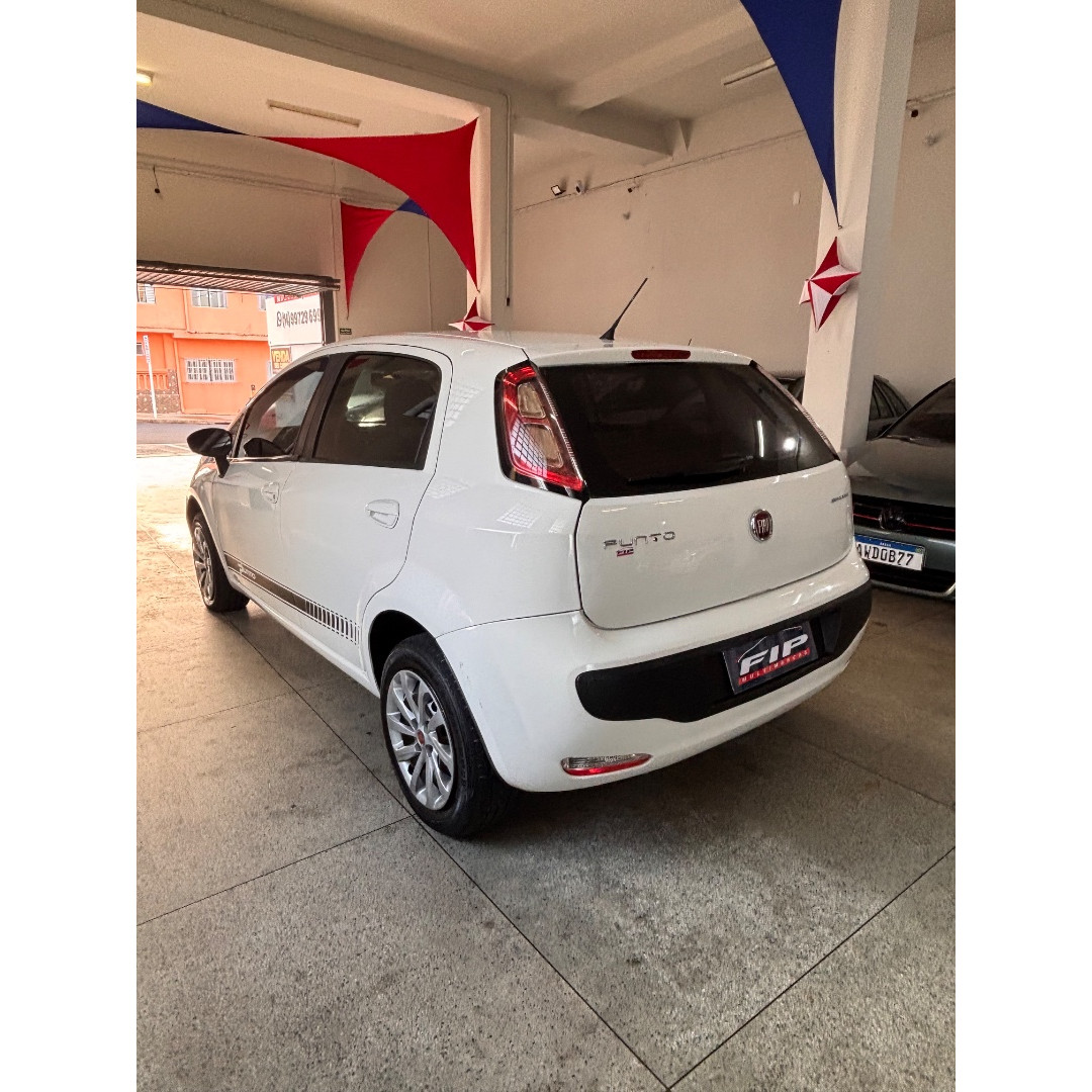 FIAT Punto 1.4 4P ATTRACTIVE FLEX
