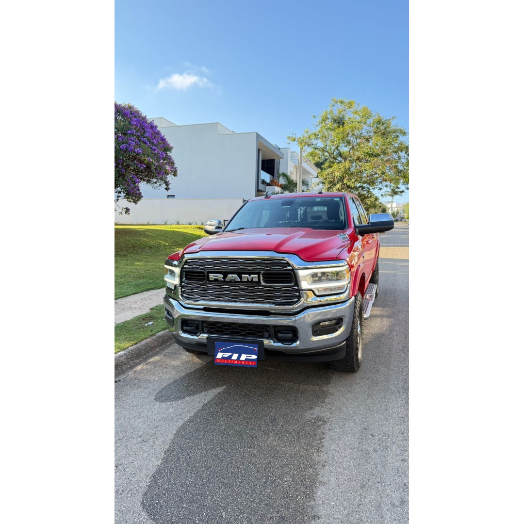 RAM 2500 6.7 I6 24V SLT CABINE DUPLA TURBO DIESEL LARAMIE 4X4 AUTOMÁTICO