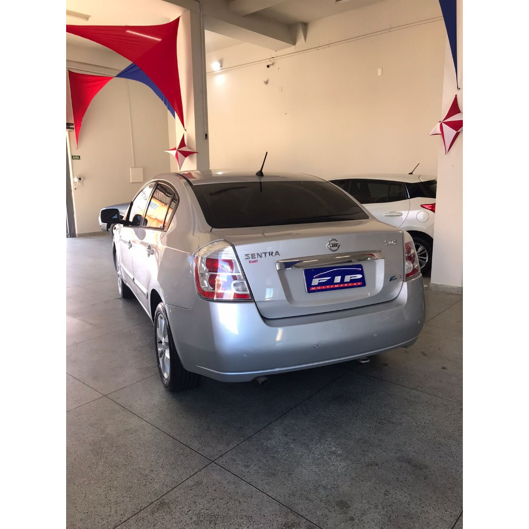 NISSAN Sentra 2.0 16V 4P S FLEX AUTOMÁTICO CVT