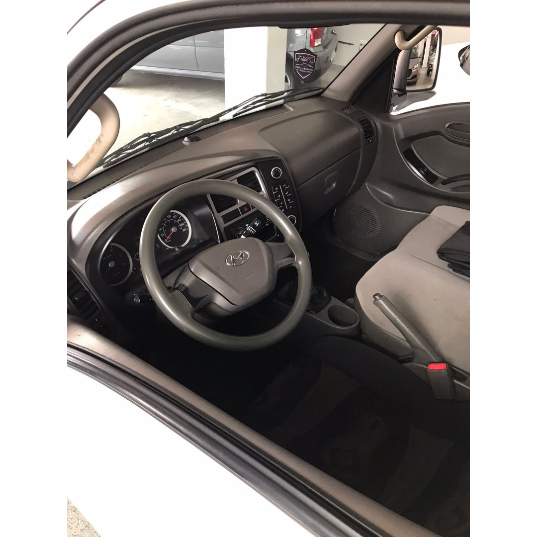 HYUNDAI HR 2.5 TCI HD DIESEL CARROCERIA DE MADEIRA