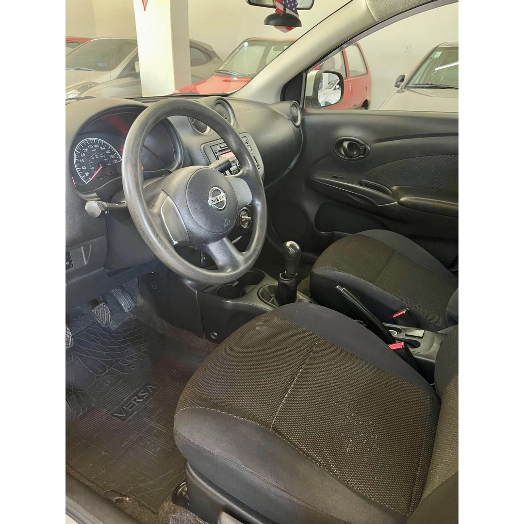 NISSAN Versa Sedan 1.6 16V 4P FLEX S
