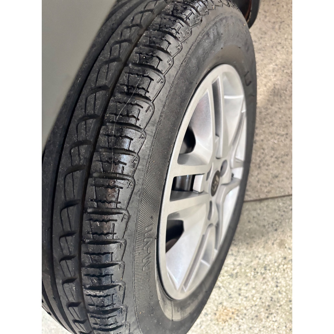 RENAULT Kwid 1.0 12V 4P SCE FLEX ZEN
