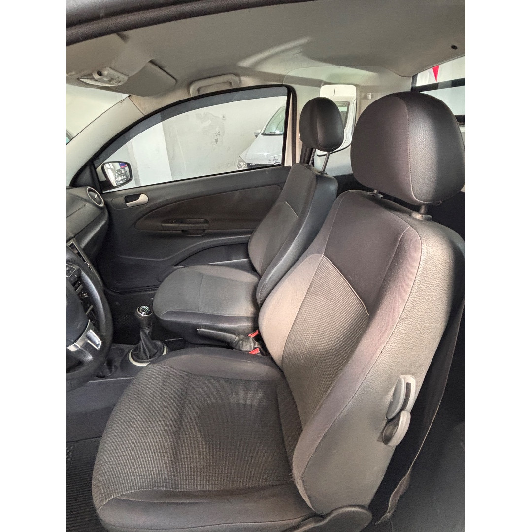 VOLKSWAGEN Saveiro 1.6 G5 CABINE ESTENDIDA FLEX