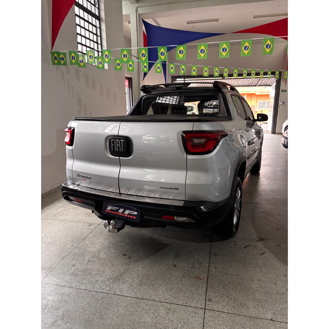 FIAT Toro 1.8 16V 4P FLEX FREEDOM AUTOMÁTICO