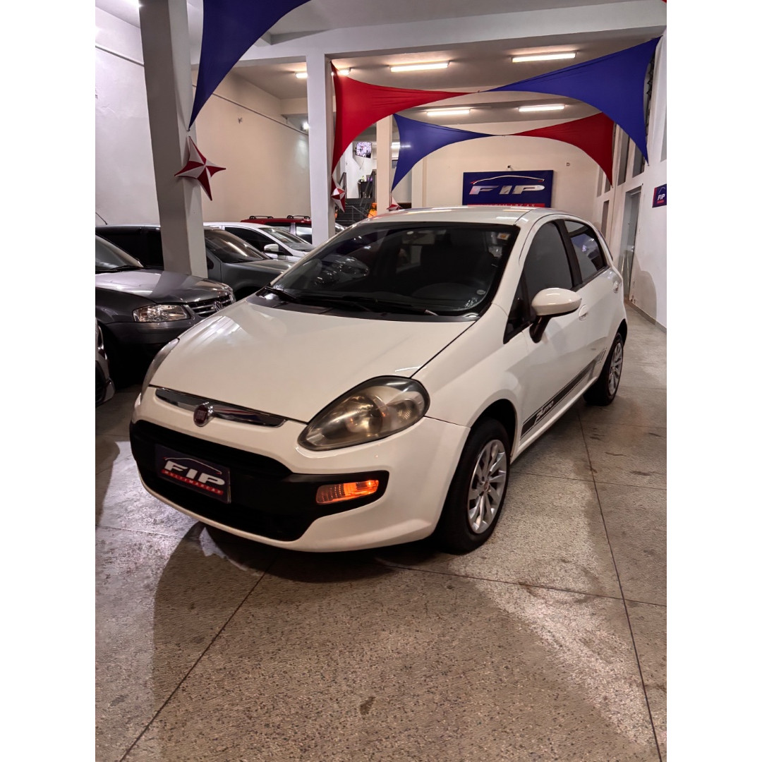 FIAT Punto 1.4 4P ATTRACTIVE FLEX
