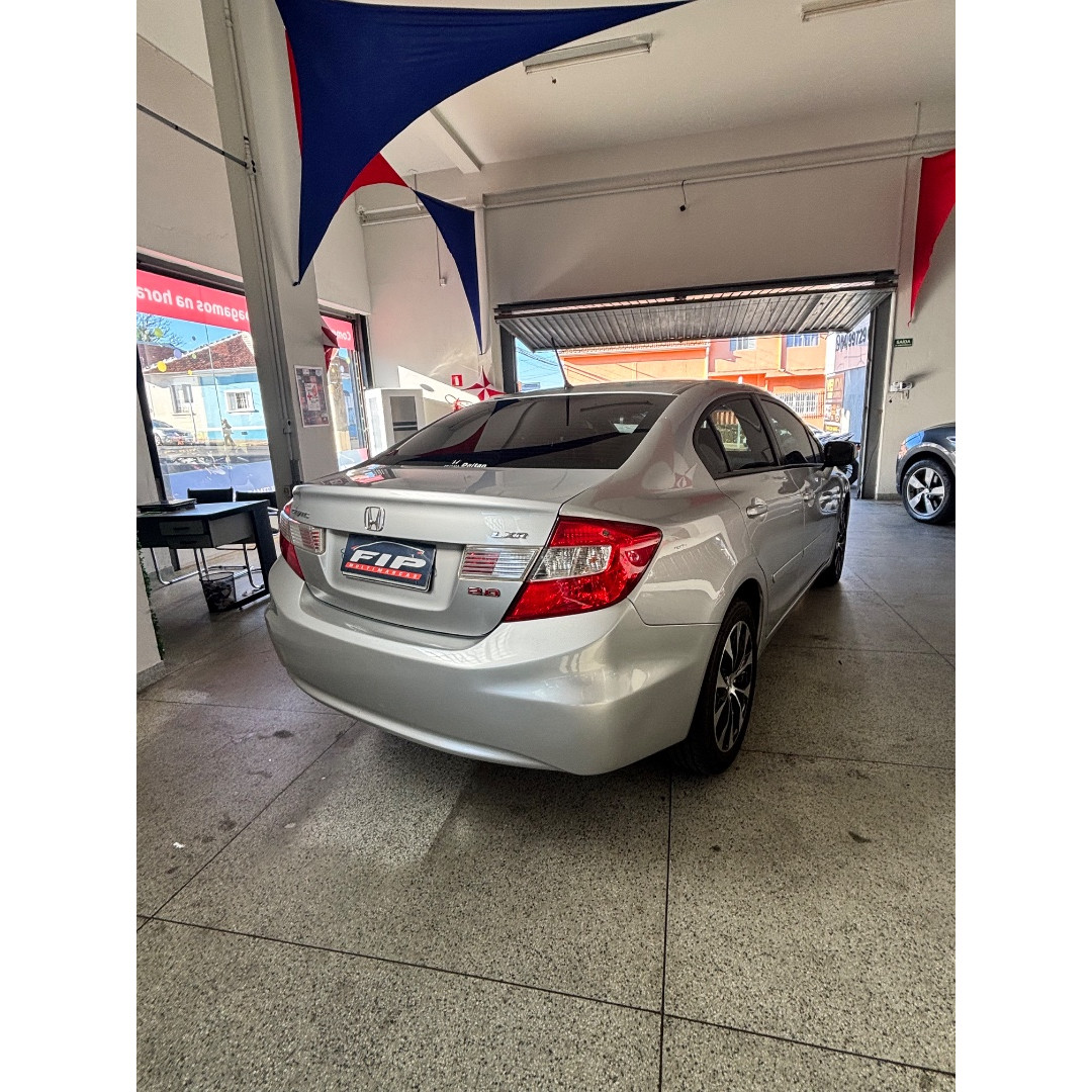 HONDA Civic 2.0 16V 4P FLEX LXR AUTOMÁTICO