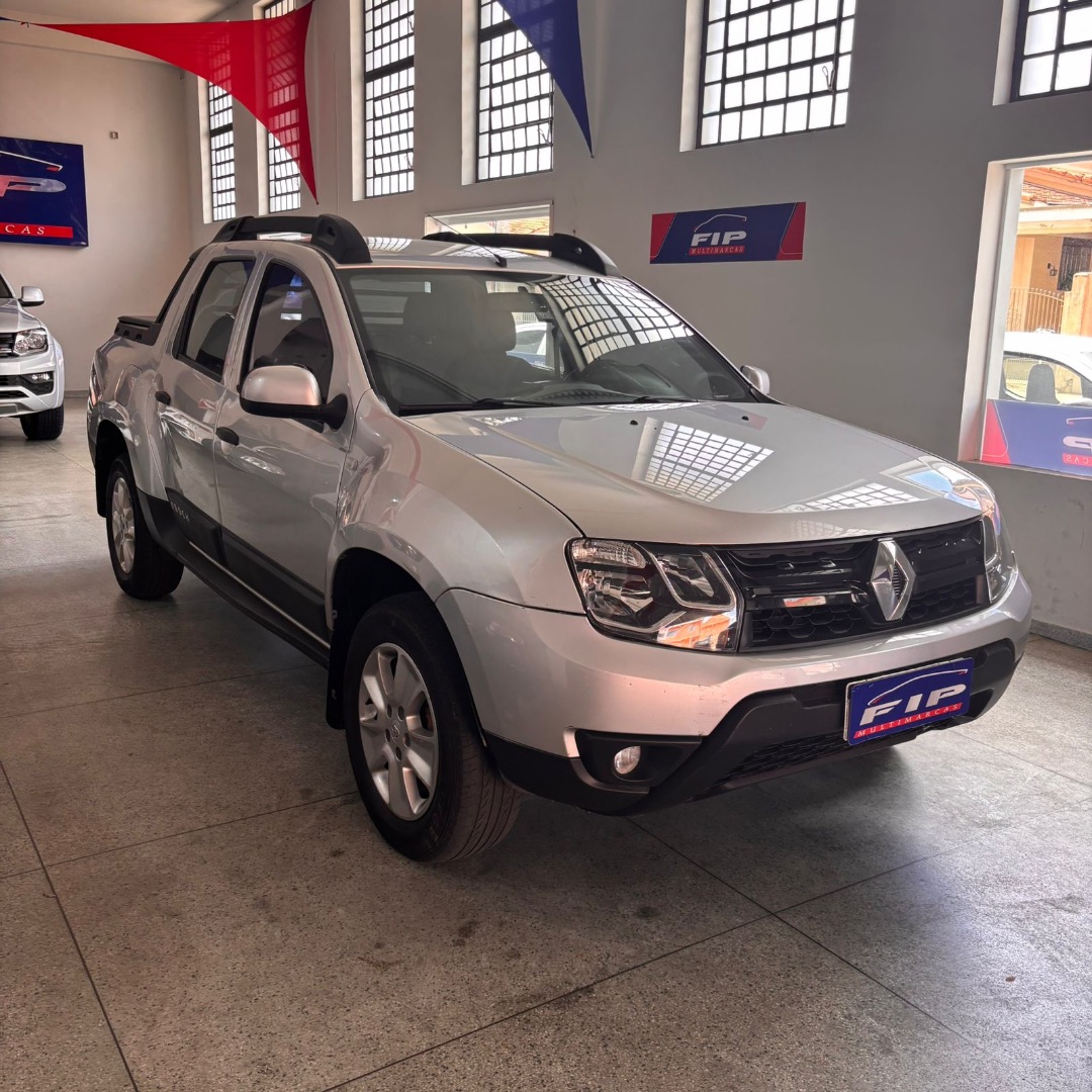 RENAULT Oroch 1.6 16V 4P FLEX SCE EXPRESSION