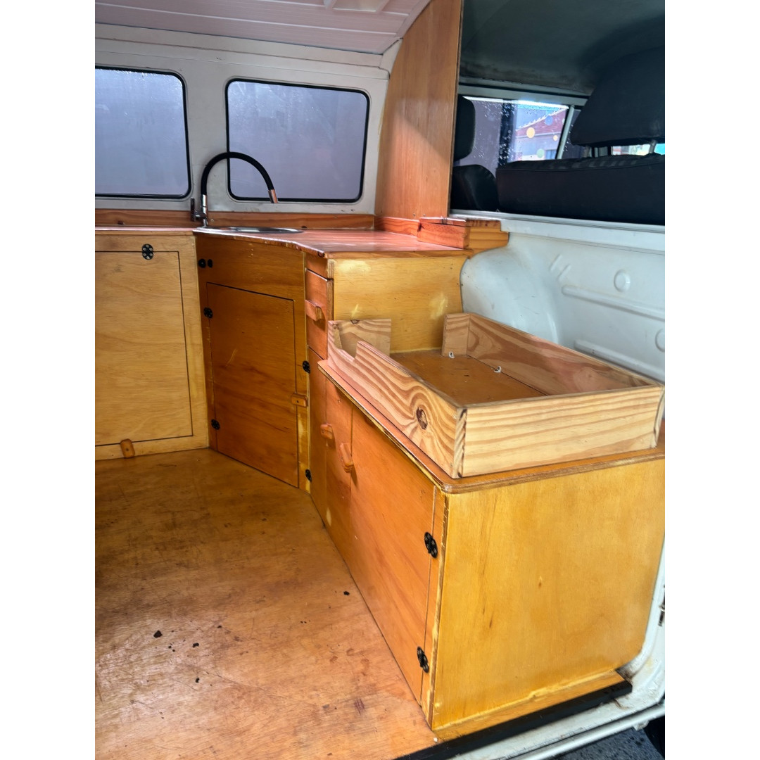 VOLKSWAGEN Kombi 1.6 TRAILER