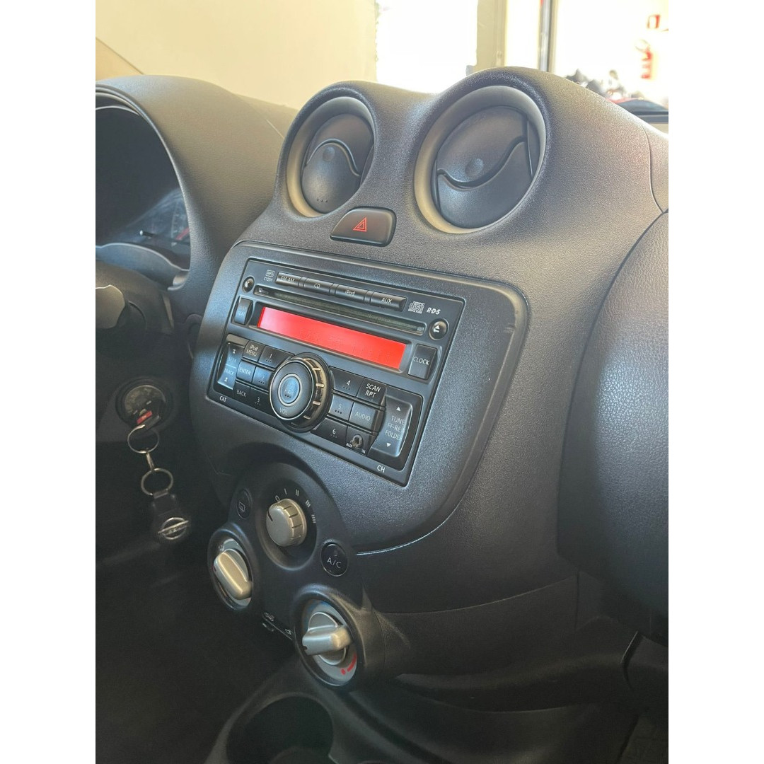 NISSAN Versa Sedan 1.6 16V 4P FLEX SV