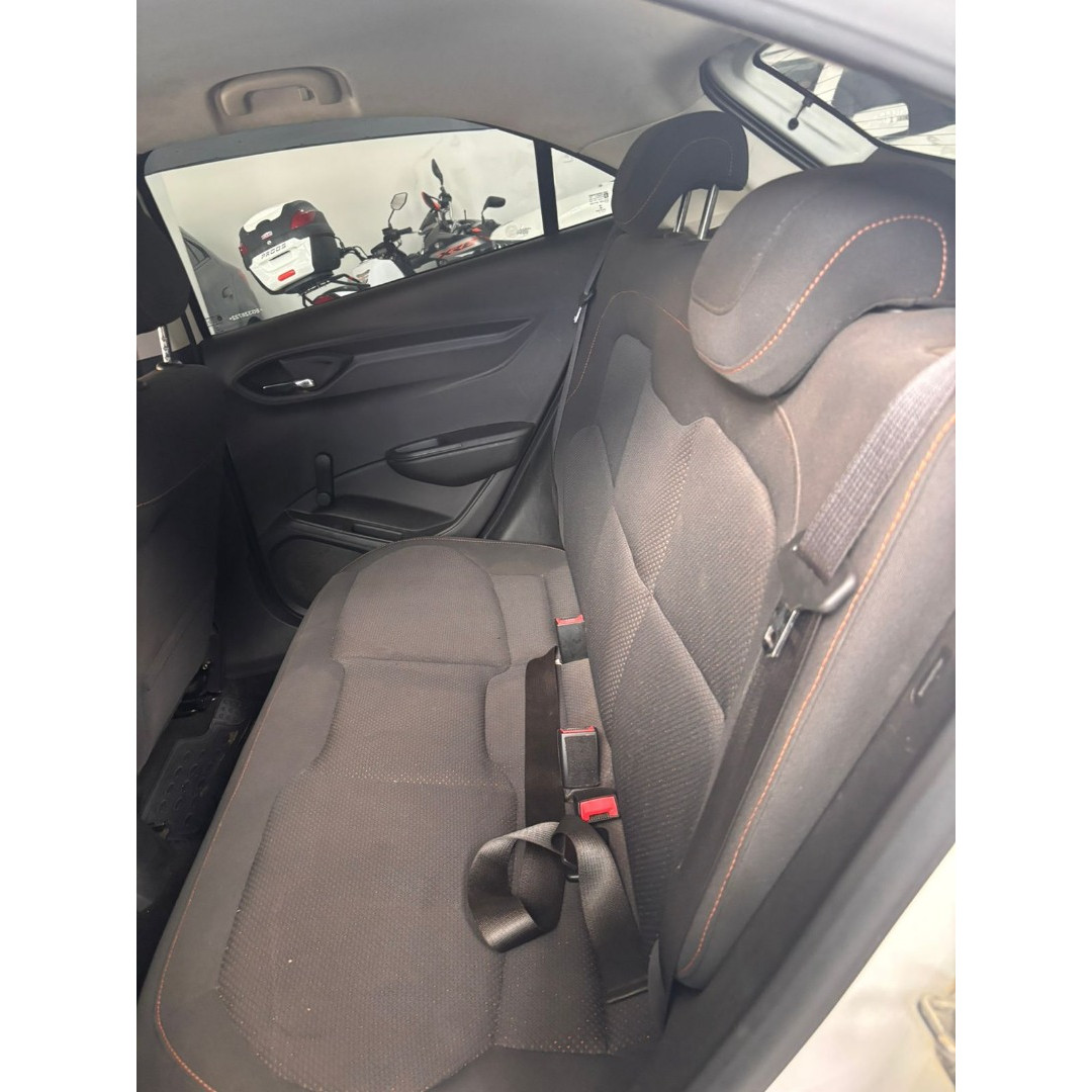 CHEVROLET Onix Hatch 1.0 4P FLEX LT