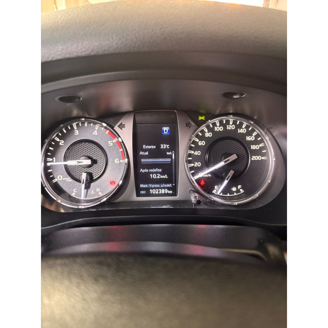 TOYOTA Hilux Caminhonete 2.8 16V SRV 4X4 DIESEL CABINE DUPLA AUTOMÁTICO