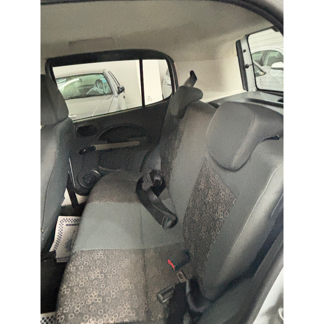 FIAT Uno 1.0 4P FLEX EVO VIVACE CELEBRATION