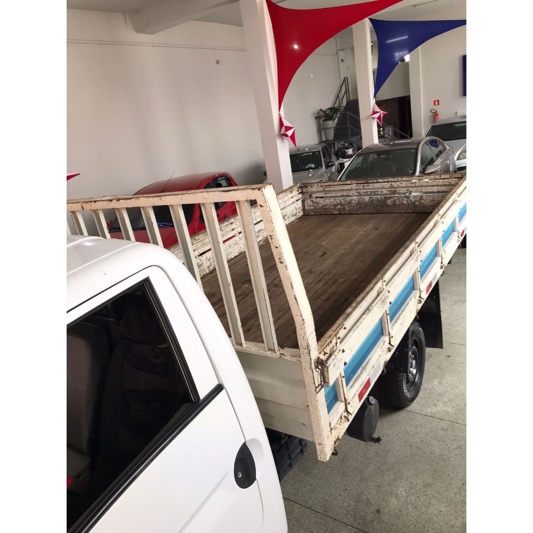 HYUNDAI HR 2.5 TCI HD DIESEL CARROCERIA DE MADEIRA