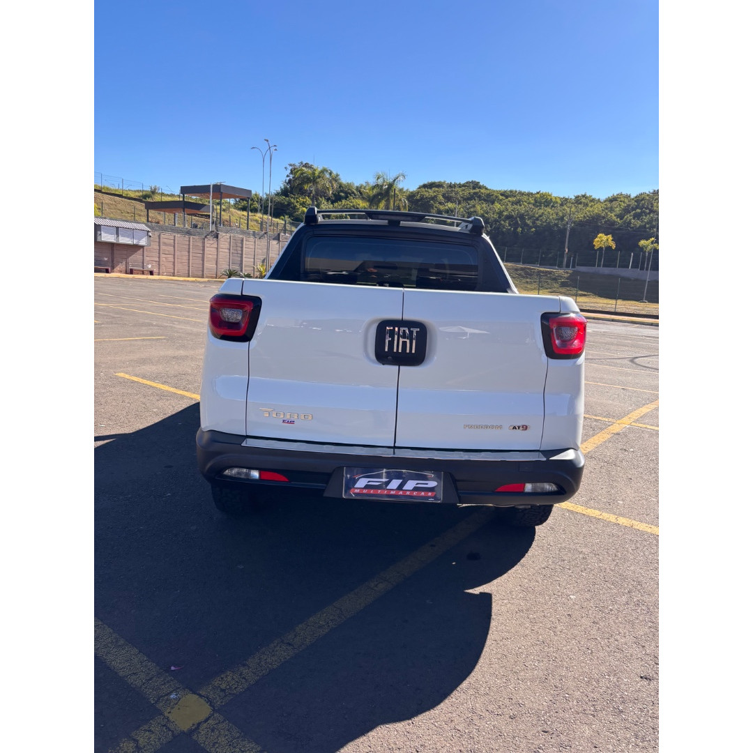 FIAT Toro 1.8 16V 4P FLEX FREEDOM AUTOMÁTICO