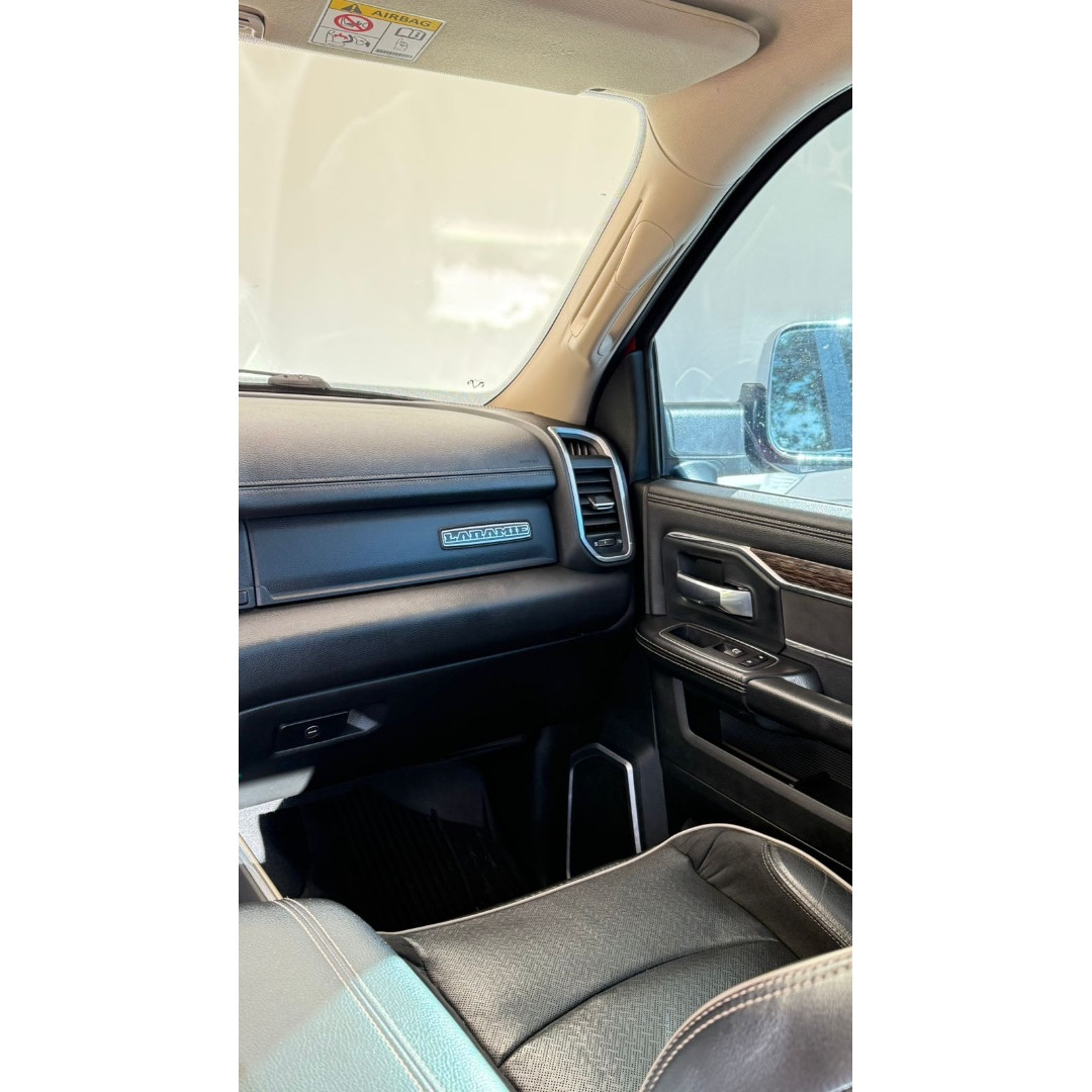 RAM 2500 6.7 I6 24V SLT CABINE DUPLA TURBO DIESEL LARAMIE 4X4 AUTOMÁTICO