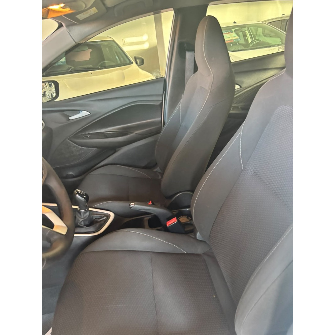 CHEVROLET Onix Hatch 1.0 4P FLEX LT2