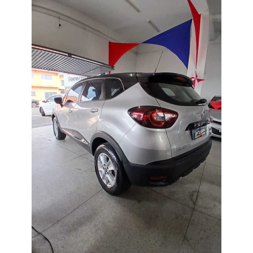 RENAULT Captur 1.6 16V 4P FLEX SCE LIFE X-TRONIC CVT