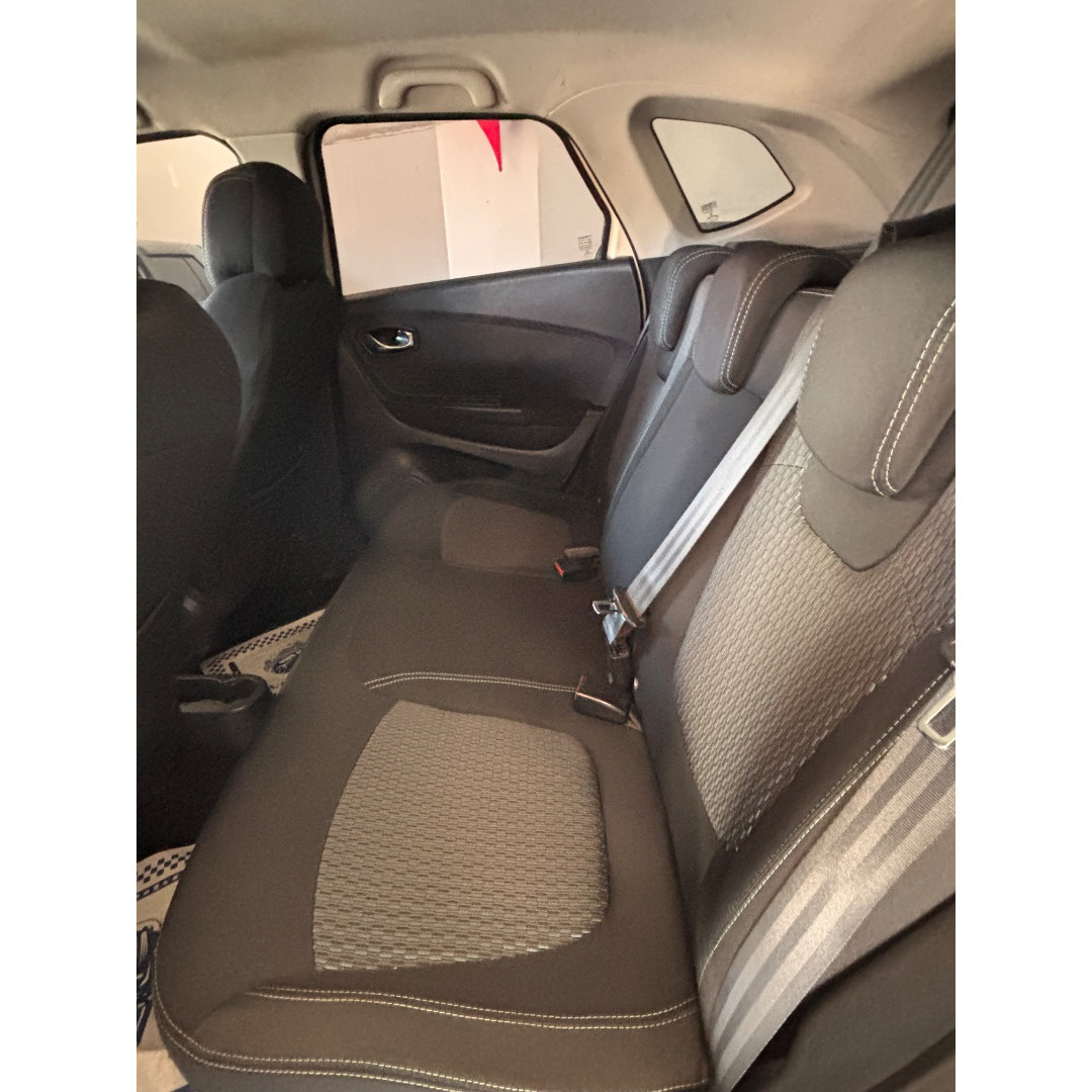 RENAULT Captur 1.6 16V 4P FLEX SCE LIFE X-TRONIC CVT