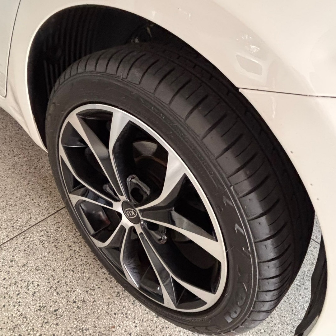 KIA Cerato Sedan 1.6 16V 4P SX AUTOMÁTICO