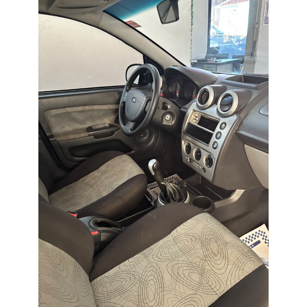 FORD Fiesta Sedan 1.6 4P CLASS FLEX