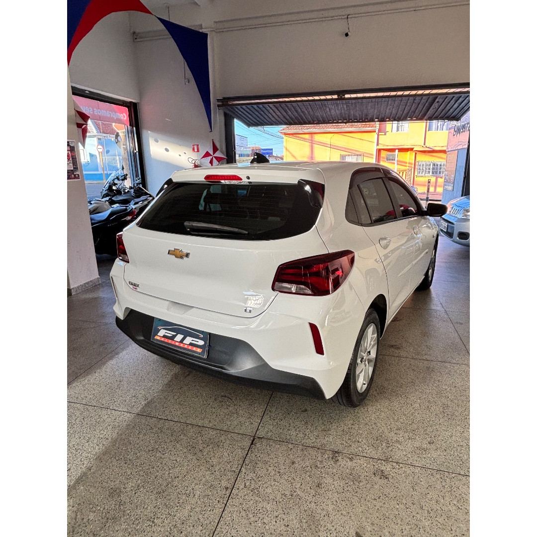 CHEVROLET Onix Hatch 1.0 4P FLEX LT2