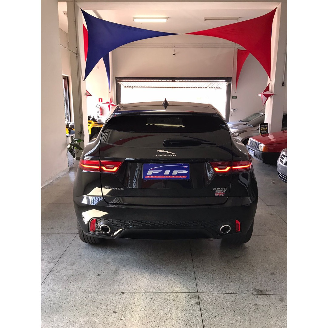 JAGUAR E-Pace 2.0 16V 4P P300 R-DYNAMIC S AWD TURBO AUTOMÁTICO