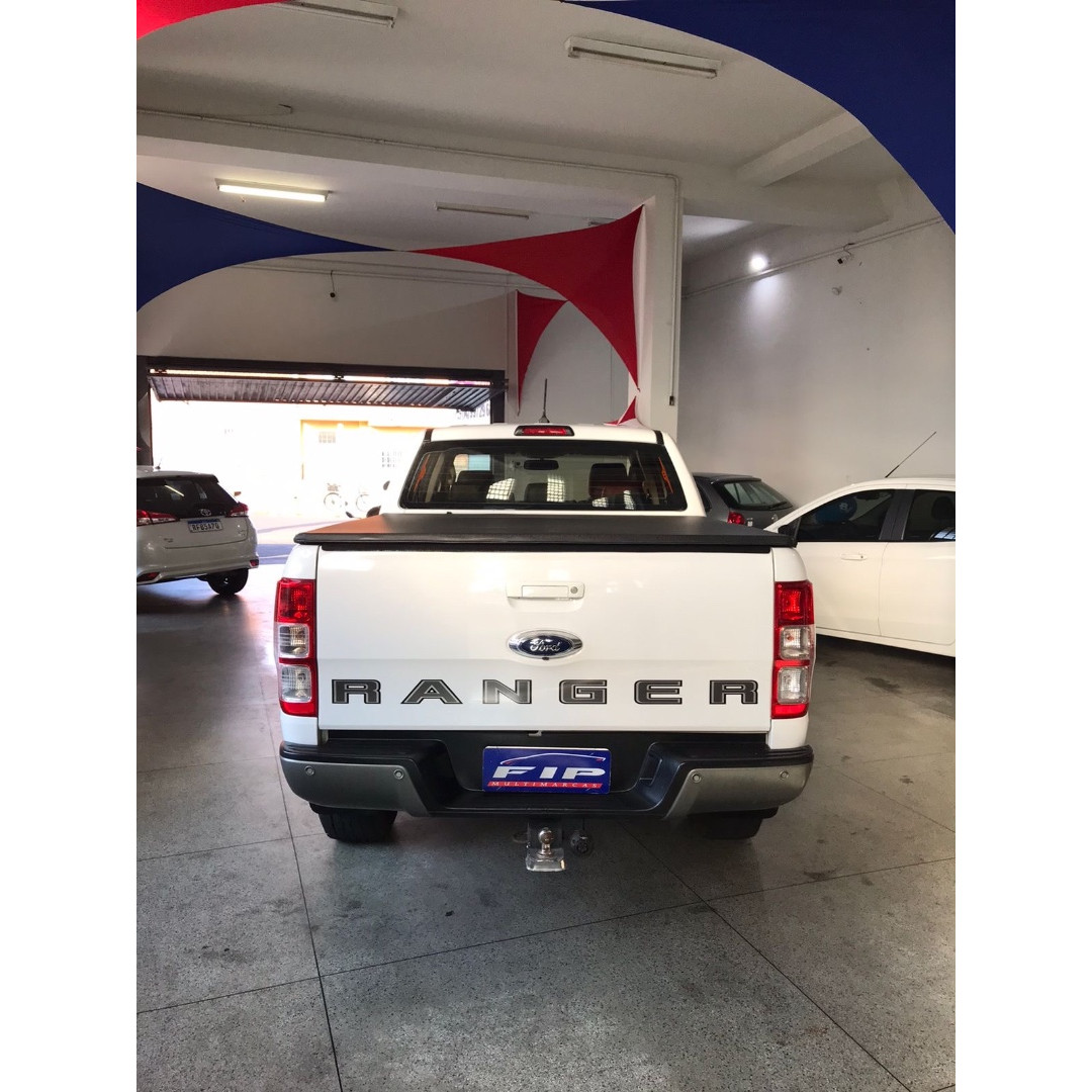 FORD Ranger 2.2 16V XLS DIESEL 4X4 CABINE DUPLA