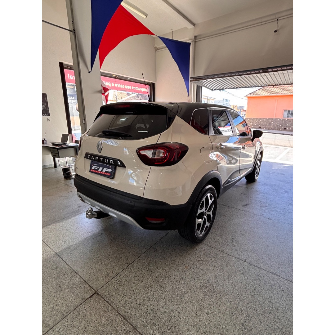 RENAULT Captur 1.6 16V 4P FLEX SCE LIFE X-TRONIC CVT