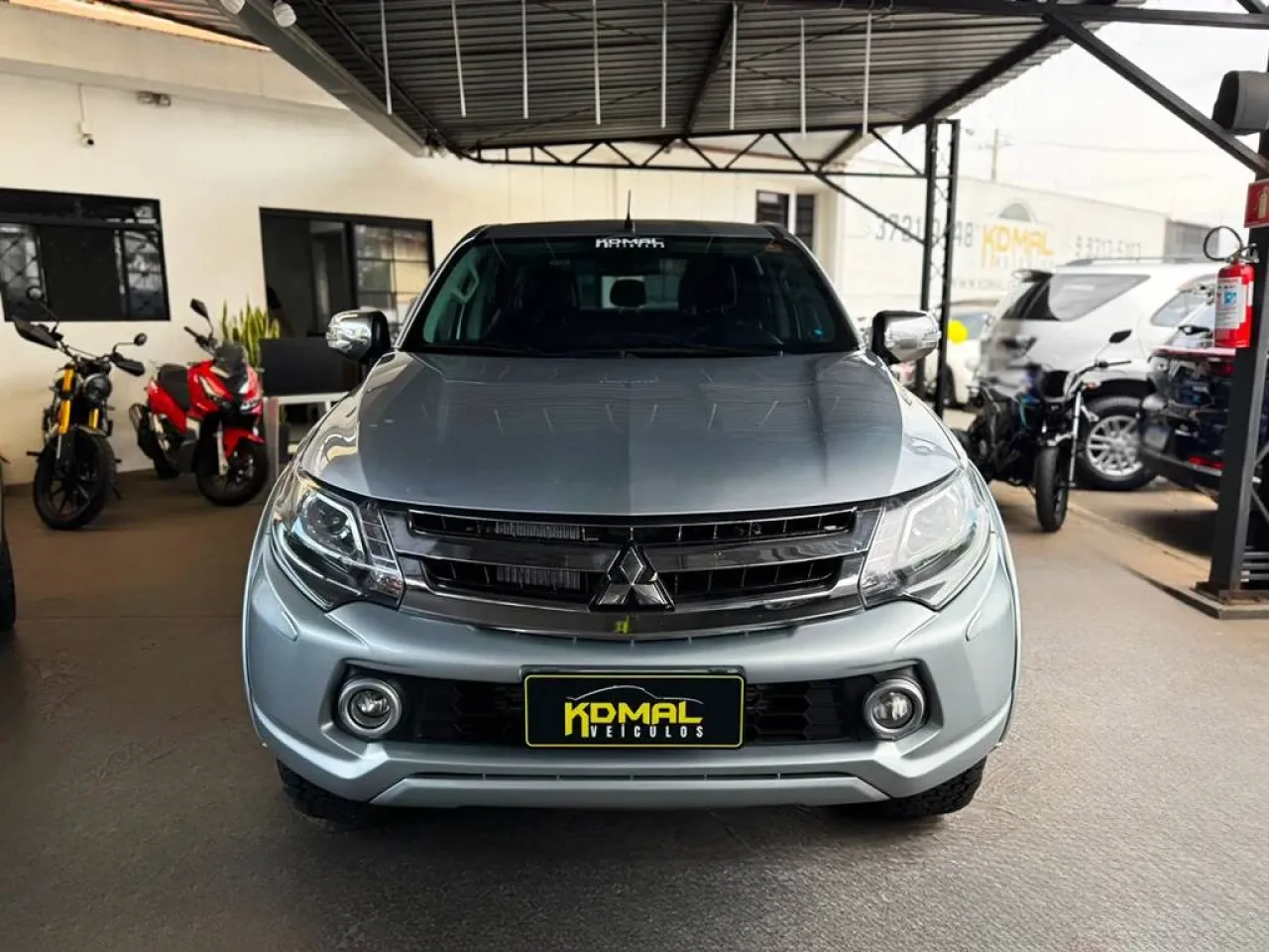 L200 TRITON 2.4 16V TURBO SPORT HPE TOP CD 4X4