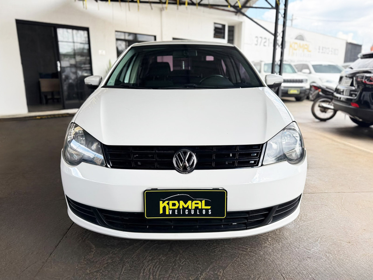 Polo Sedan 1.6 MI COMFORTLINE 8V