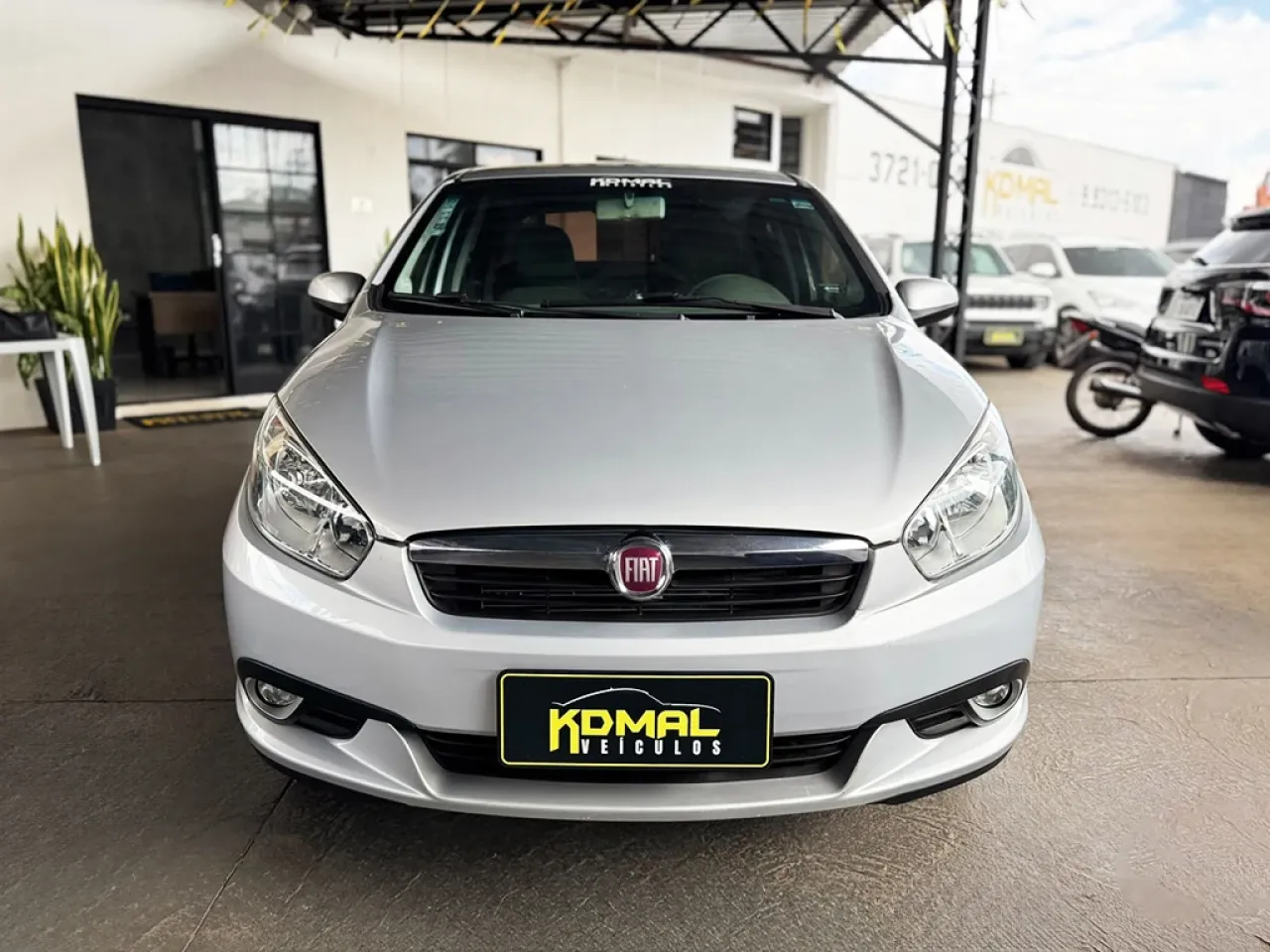 Grand Siena 1.6 MPI ESSENCE 16V
