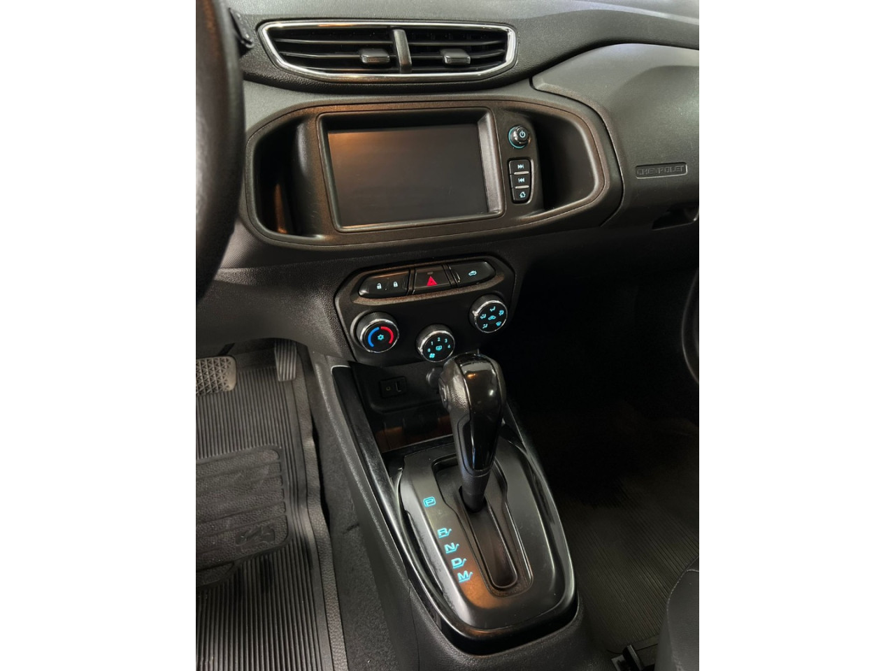 Onix Hatch 1.4 4P FLEX LTZ AUTOMÁTICO