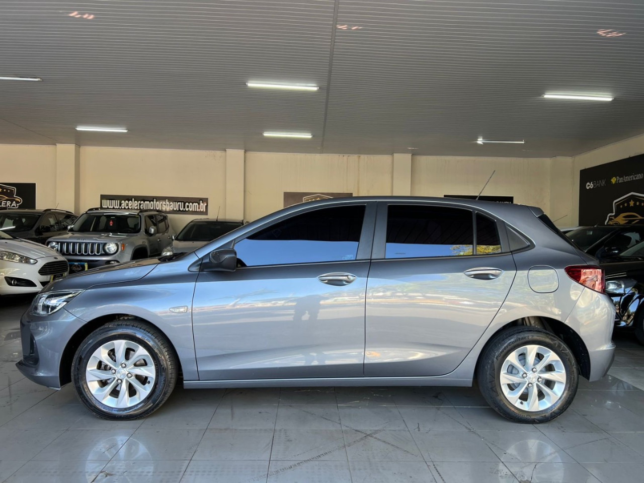 Onix Hatch 1.0 4P FLEX LTZ TURBO