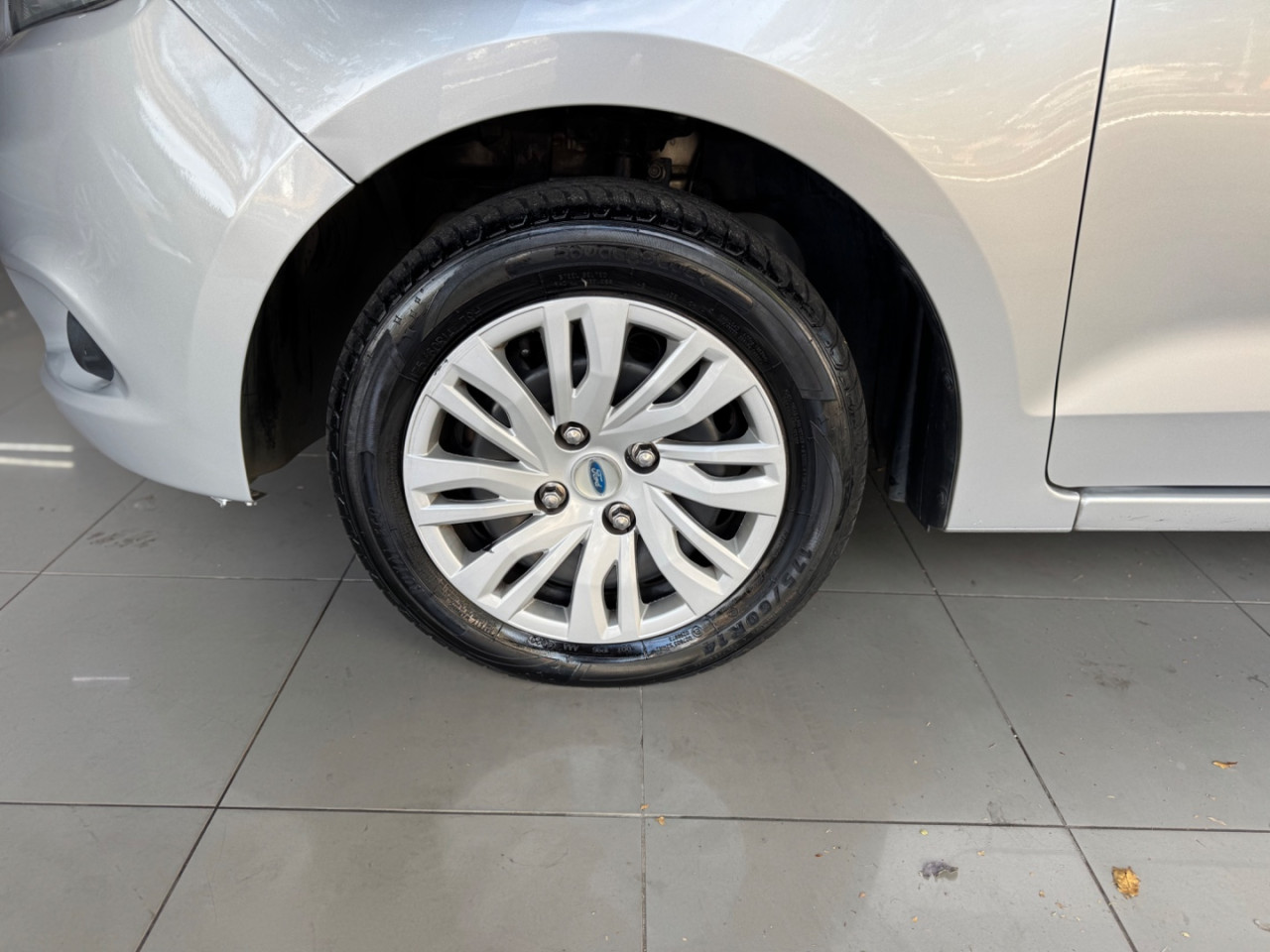 Ka + Sedan 1.5 12V 4P TI-VCT SE PLUS FLEX