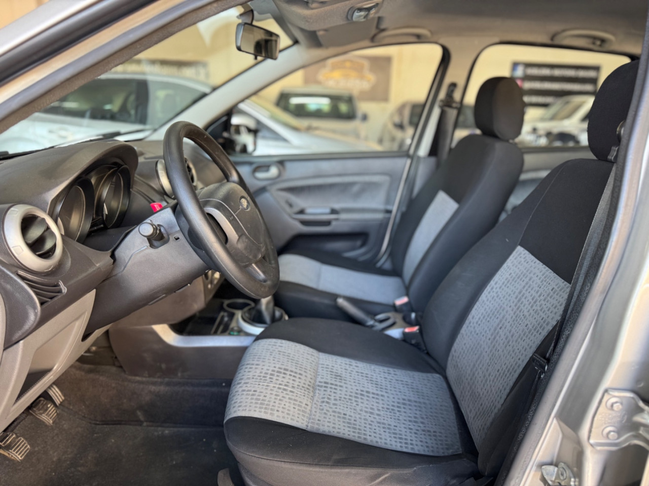 Fiesta Sedan 1.6 16V 4P SE FLEX