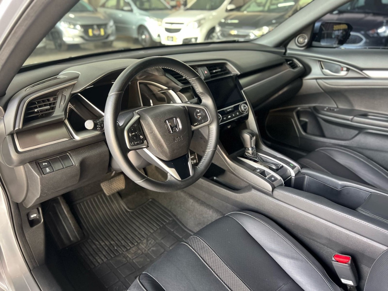 Civic 2.0 16V 4P EXL FLEX  AUTOMÁTICO CVT