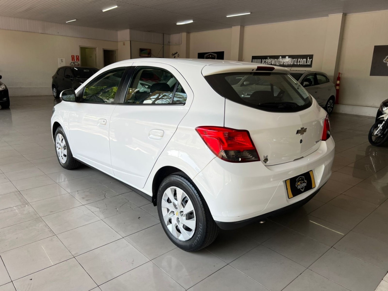Onix Hatch 1.4 4P FLEX LT
