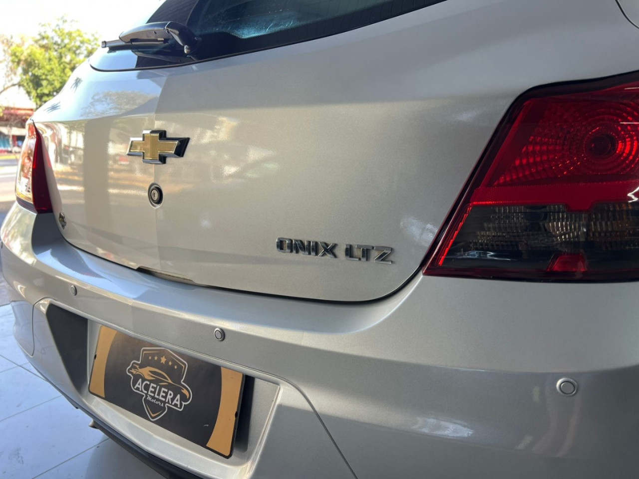 Onix Hatch 1.4 4P FLEX LTZ AUTOMÁTICO