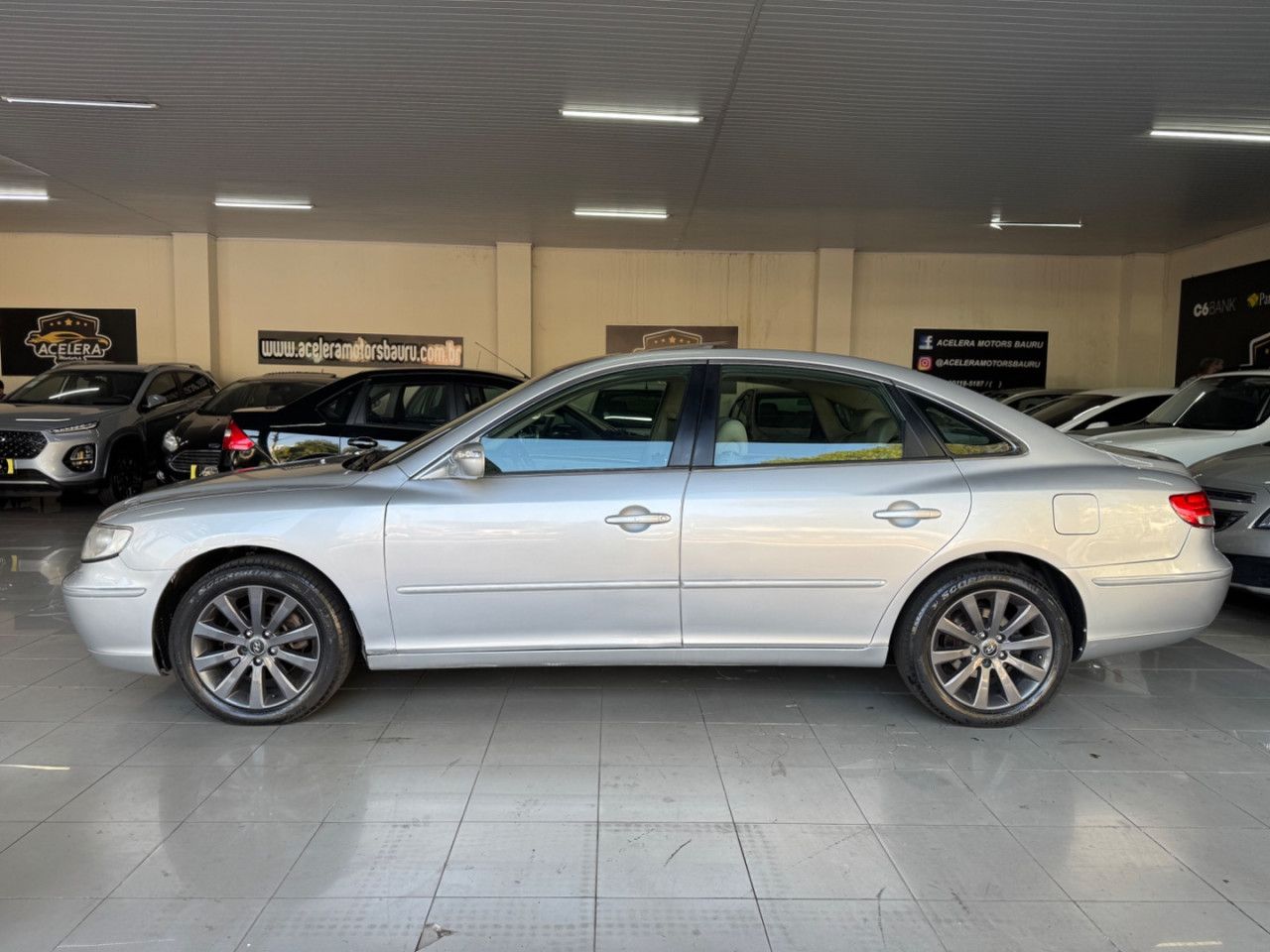 Azera 3.3 V6 24V GLS AUTOMÁTICO