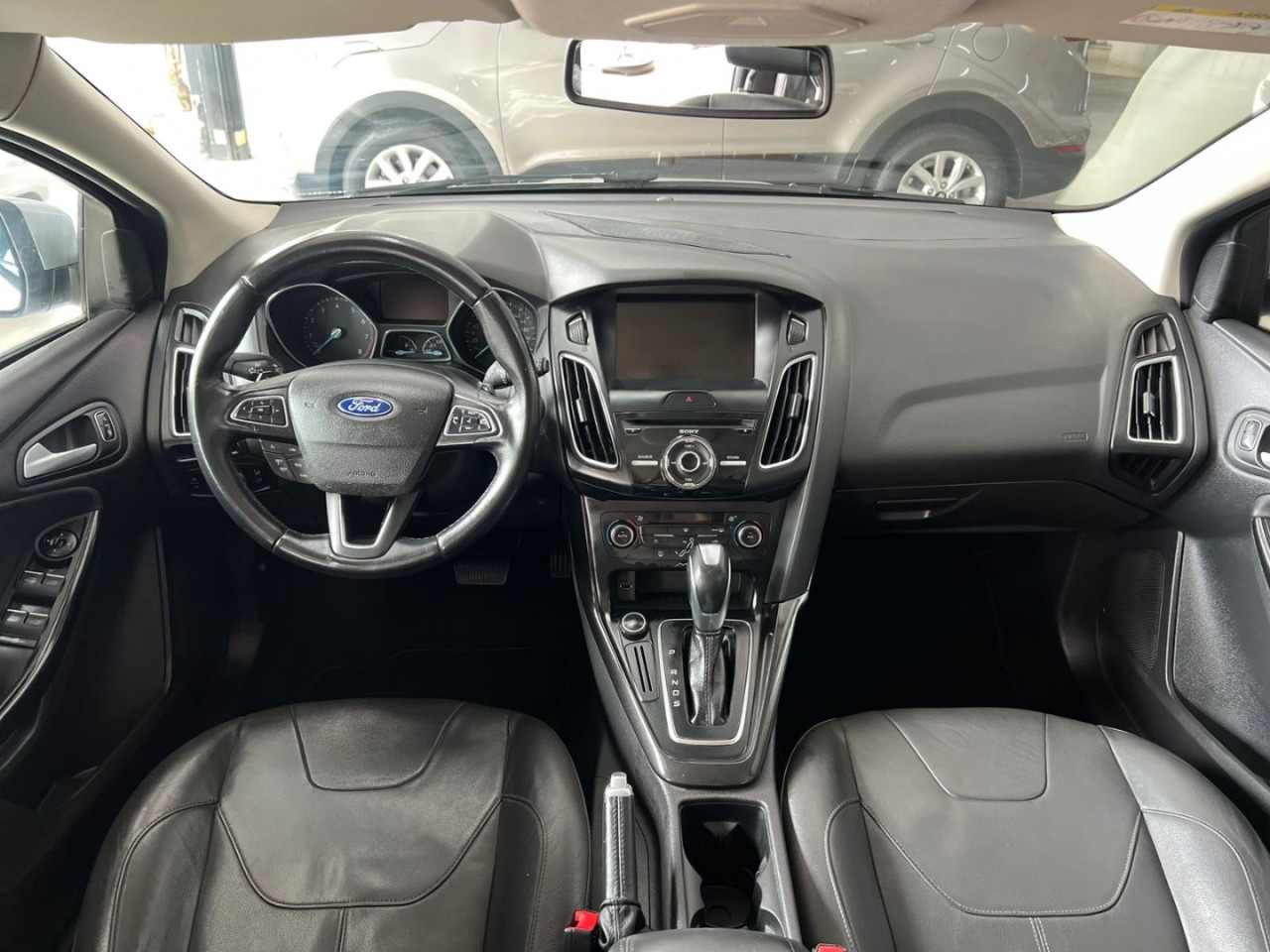 Focus Hatch 2.0 16V 4P FLEX TITANIUM AUTOMÁTICO