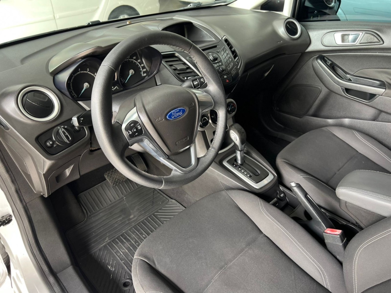 Fiesta Hatch 1.6 16V 4P SE FLEX AUTOMÁTICO