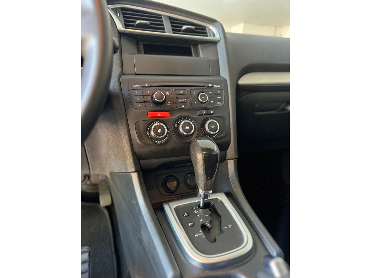 C4 Sedan 1.6 16V 4P LOUNGE ORIGINE BUSINESS THP TURBO AUTOMÁTICO