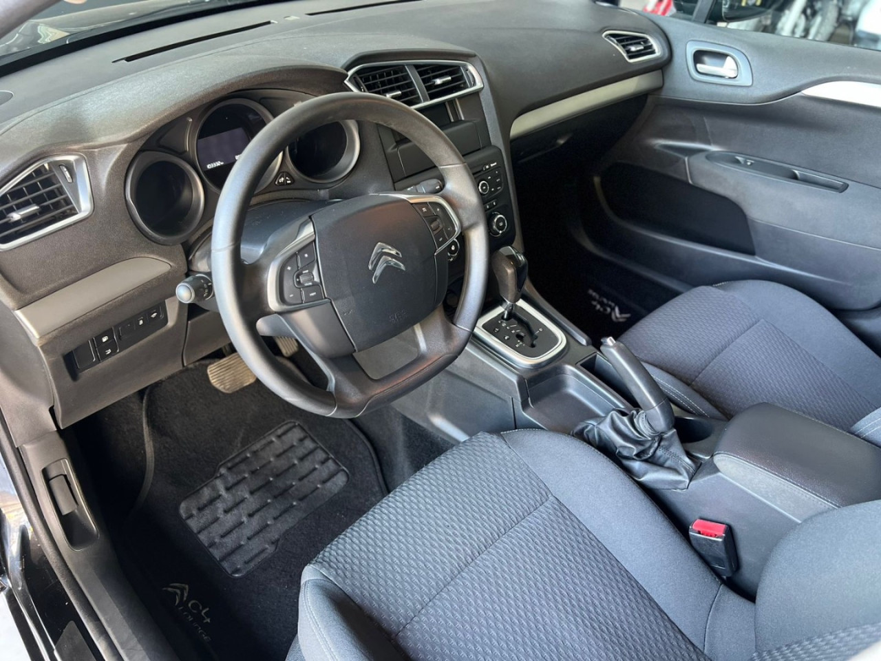 C4 Sedan 1.6 16V 4P LOUNGE ORIGINE BUSINESS THP TURBO AUTOMÁTICO